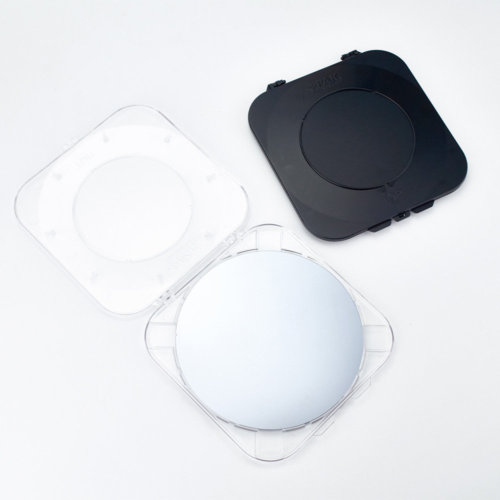 Clamshell style hinged single wafer shippers 8" (200 mm) Clamshell style hinged single wafer shippers 8" (200 mm)