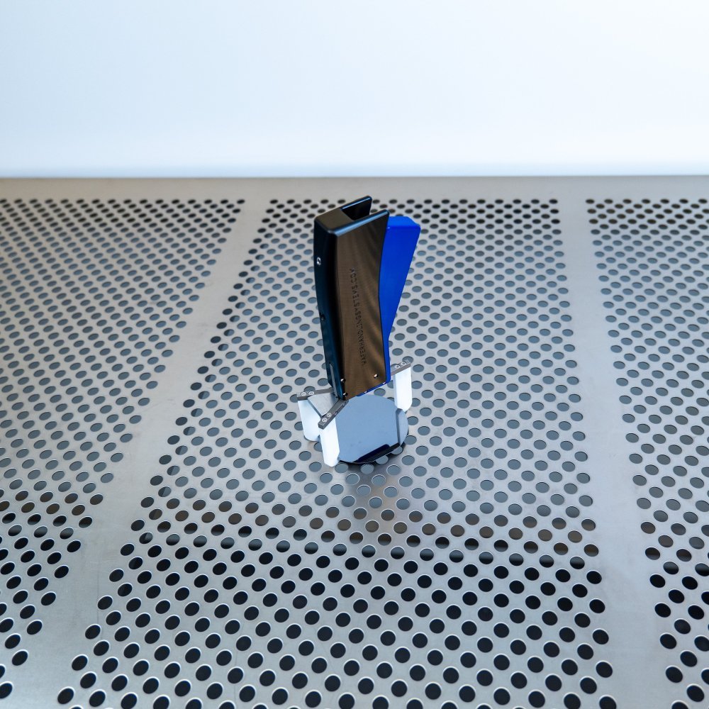 3-point mechanical wafer gripper (WHS-G3) 3" (76 mm) PTFE 3-point mechanical wafer gripper (WHS-G3) 3" (76 mm) PTFE