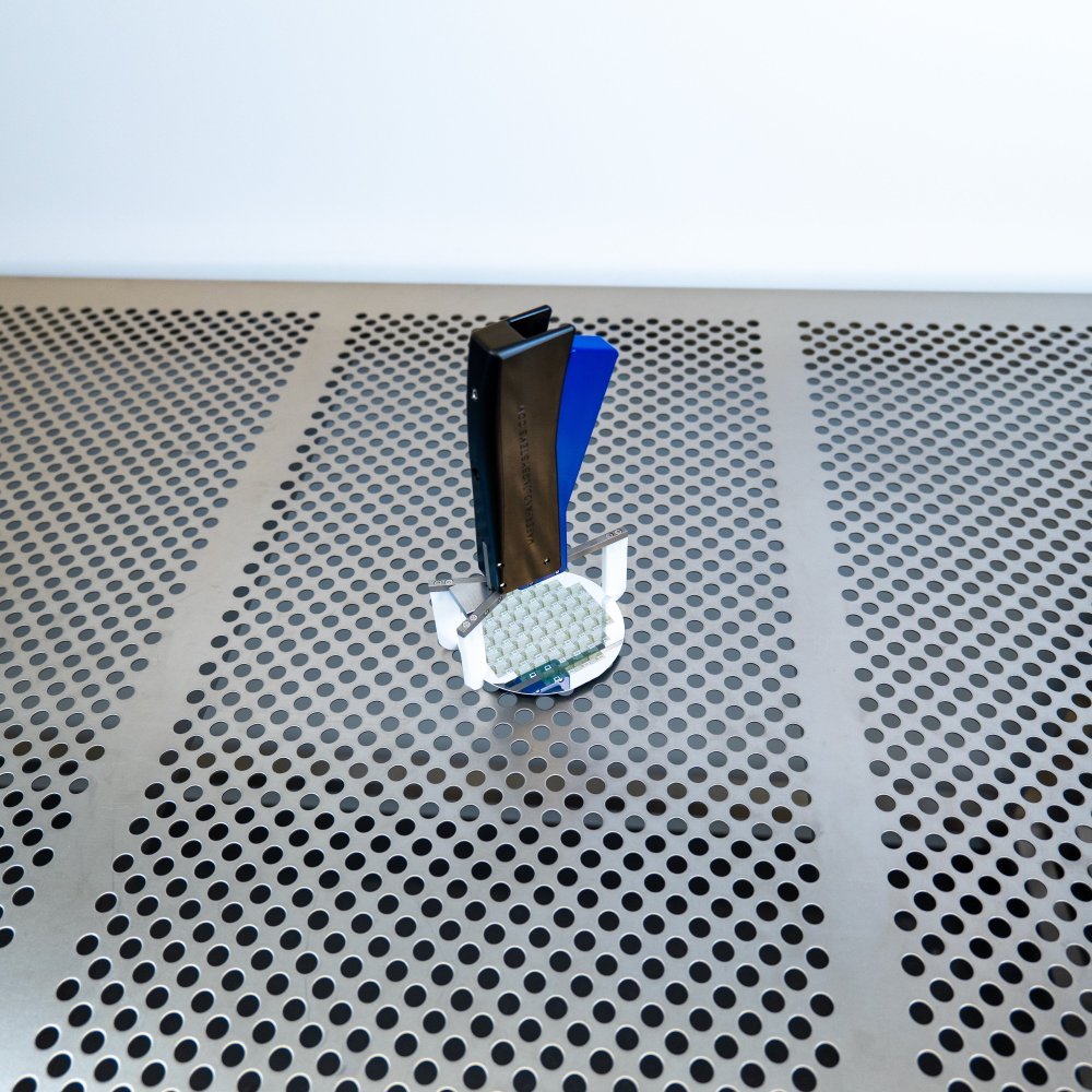 3-point mechanical wafer gripper (WHS-G3) 4" (100 mm) PTFE 3-point mechanical wafer gripper (WHS-G3) 4" (100 mm) PTFE